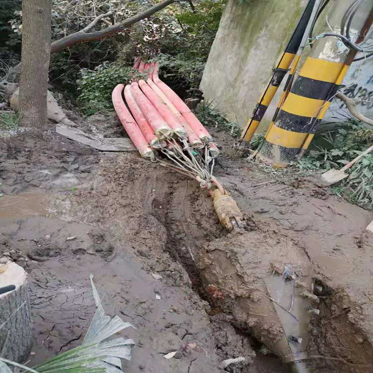 大厂拖拉管